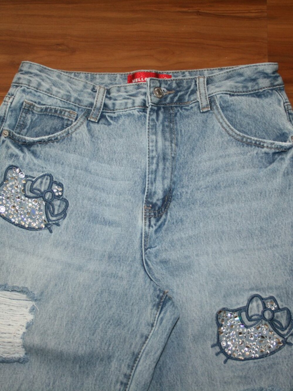 Hello Kitty and Friends Distressed Jeans - Picture 3 of 7